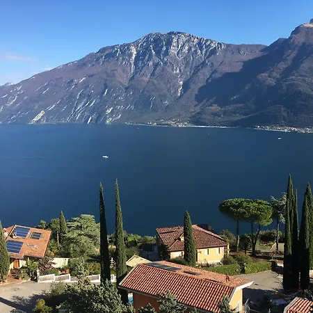 Hotel Vela Azzurra 2*