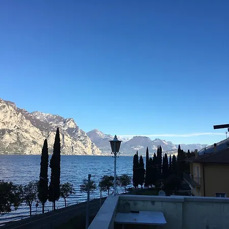 Hotel Vela Azzurra Navene